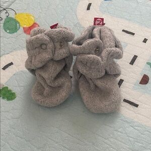 Zutano Cozy Gray Baby Booties